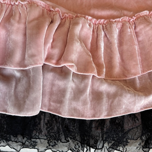 Elegant Silk Velvet Pink Ruffled Dress - Picture 8 of 12